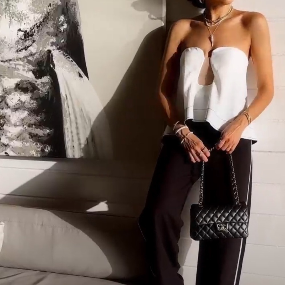 Vera Top in White by
L'ACADEMIE - Picture 5 of 14